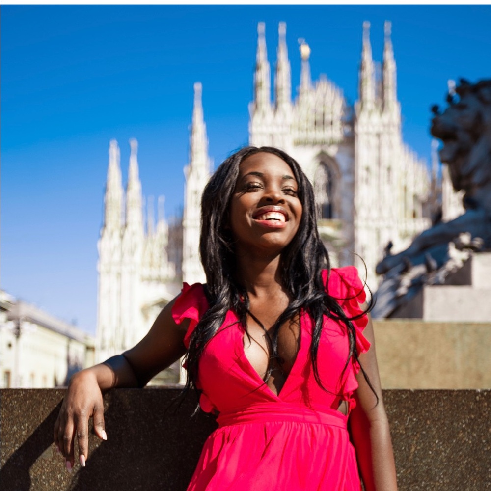 Meet your Posher, Jasmine